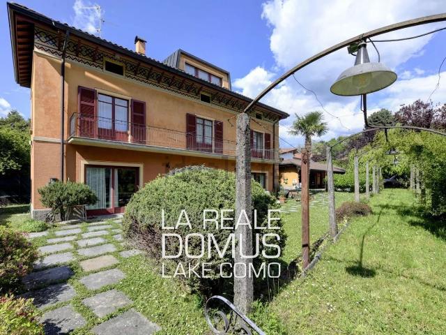 Casa in vendita a Albiolo, Lombardia