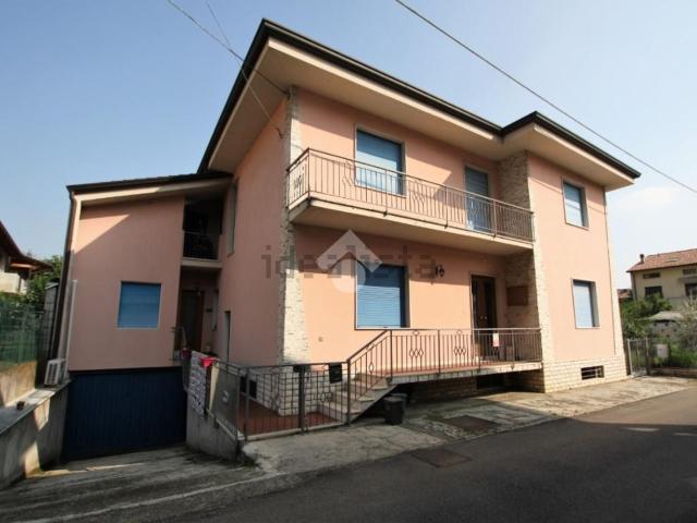 Casa in vendita a Treponti, Rezzato
