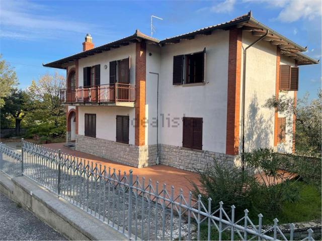 Casa in vendita a Lucignano, Toscana