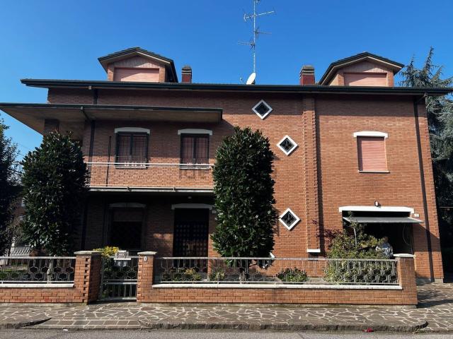 Casa in vendita a Unione delle Terre d'Argine, Carpi