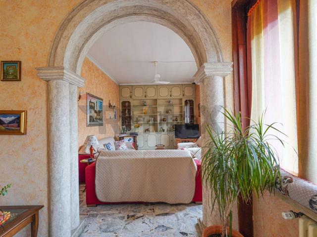 Casa in vendita a Stezzano, Lombardia