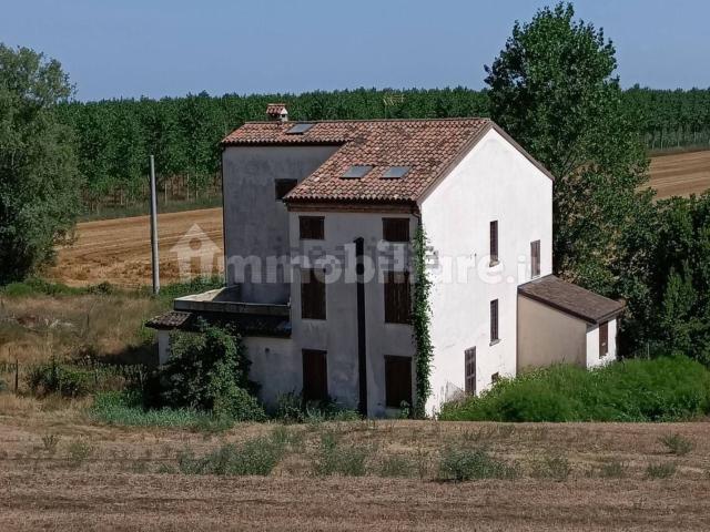 Casa in vendita a Unione Terre e Fiumi, Reggio Emilia