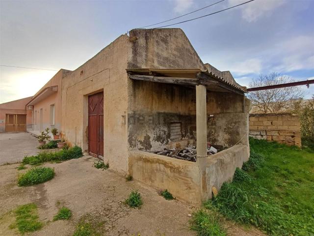 Casa in vendita a Strasatti, Marsala