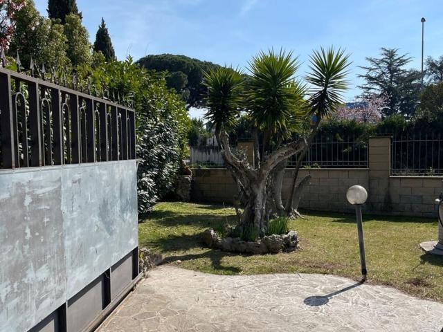 Casa in vendita a Roma Capitale, Lazio