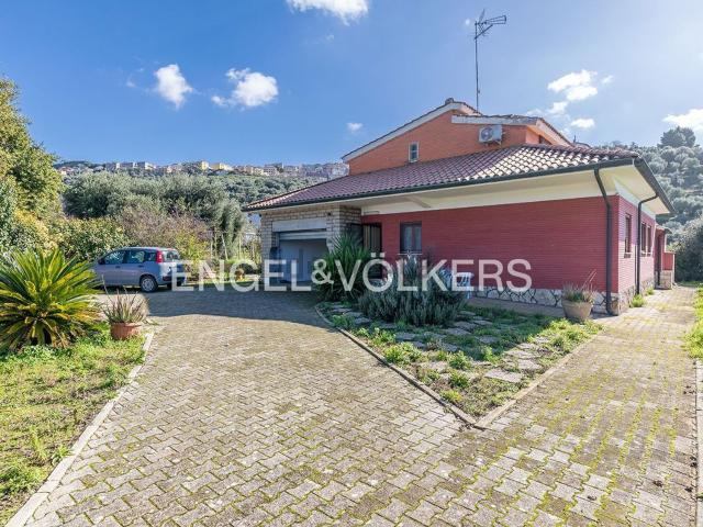 Casa in vendita a Campolimpido, Roma Capitale
