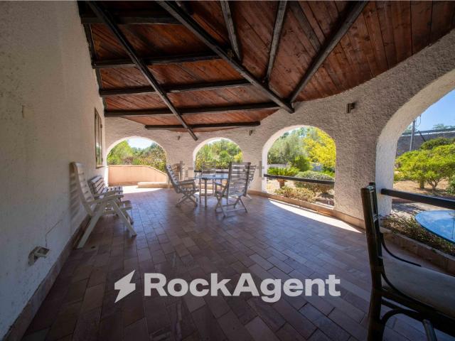 Casa in vendita a San Giovanni, Cala Di Volpe