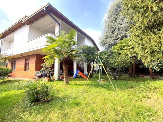 Casa in vendita a Cassina Pertusella, Caronno Pertusella