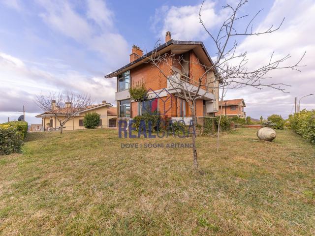 Casa in vendita a Roma Capitale, Lazio
