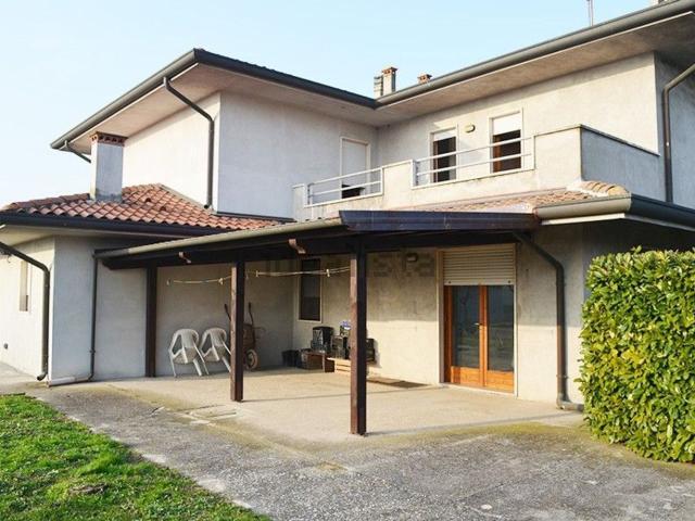 Casa in vendita a Asigliano Veneto, Veneto