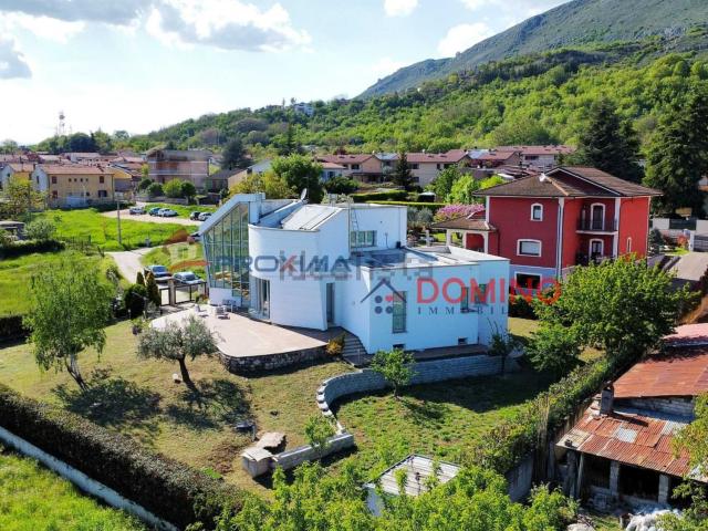 Casa in vendita a Avezzano, Abruzzo