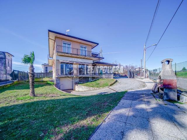 Casa in vendita a Travaino, Caronno Varesino