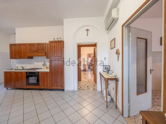 Casa in vendita a Corrubbio di Negarine, San Pietro In Cariano