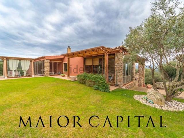 Casa in vendita a Alzachèna/Arzachena, Arzachena