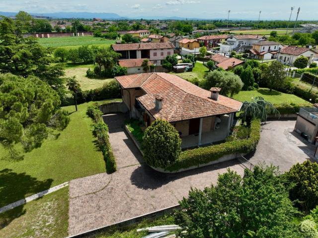 Casa in vendita a Pozzuolo Del Friuli, Friuli-Venezia Giulia