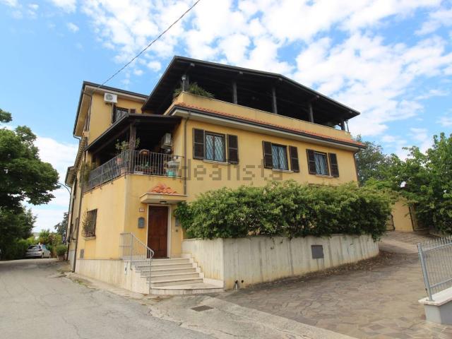Casa in vendita a Marche, Ascoli Piceno