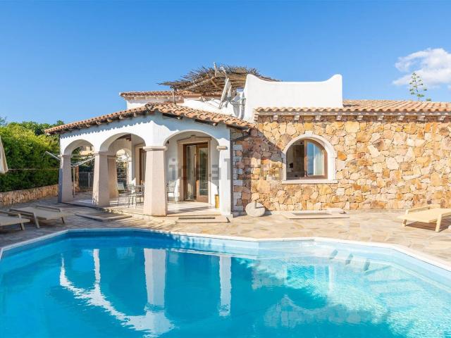 Casa in vendita a San Pantaleo, Sardigna/Sardegna