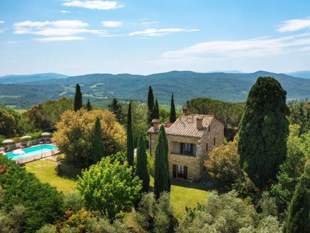 Casa in vendita a Volterra, Toscana