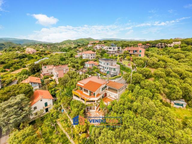 Casa in vendita a Luceto, Albisola Superiore