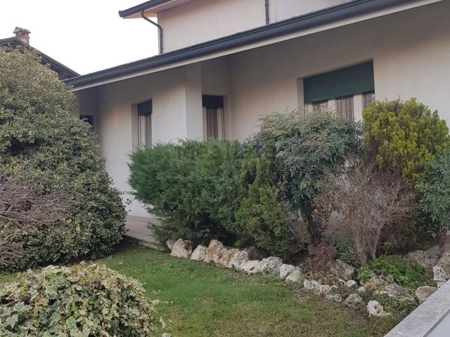 Casa in vendita a Bagnolo Cremasco, Cremona