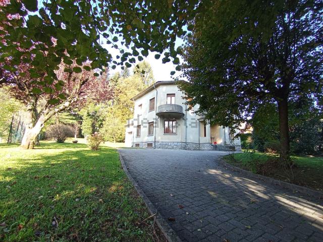 Casa in vendita a Alta Valle Intelvi, Lanzo D'intelvi