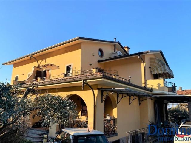 Casa in vendita a Debbia, Montignoso