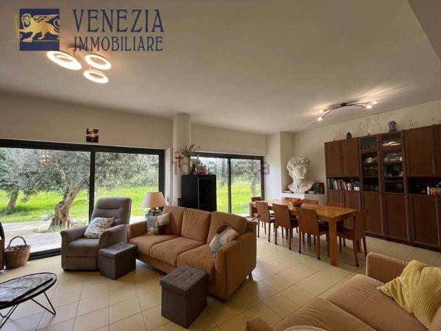 Casa in vendita a Sciacca, Sicilia