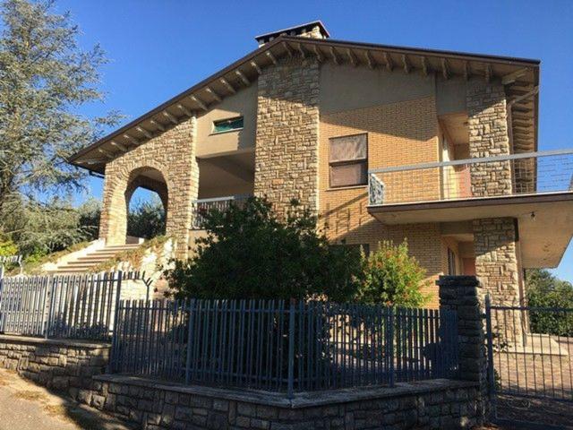 Casa in vendita a Casenuove, Magione