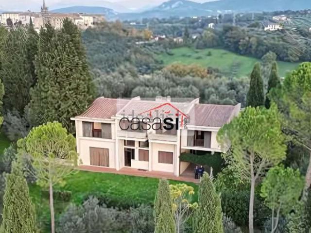 Casa in vendita a Terni, Umbria