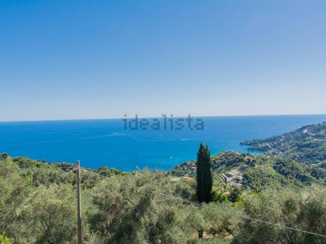 Casa in vendita a Ventimiglia, Liguria