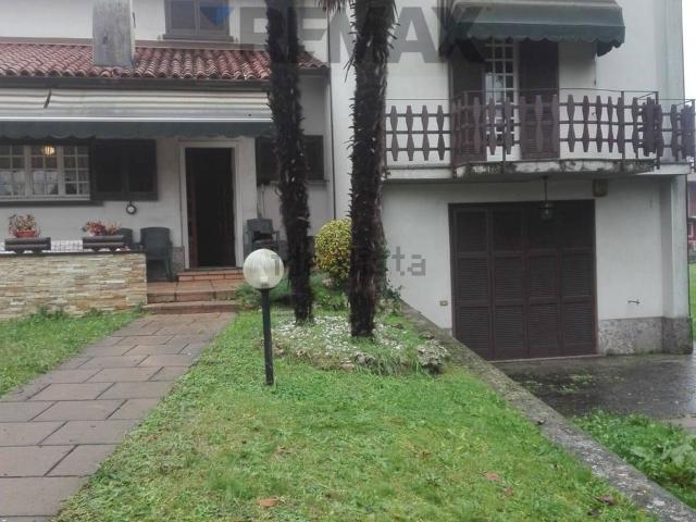 Casa in vendita a Suisio, Lombardia