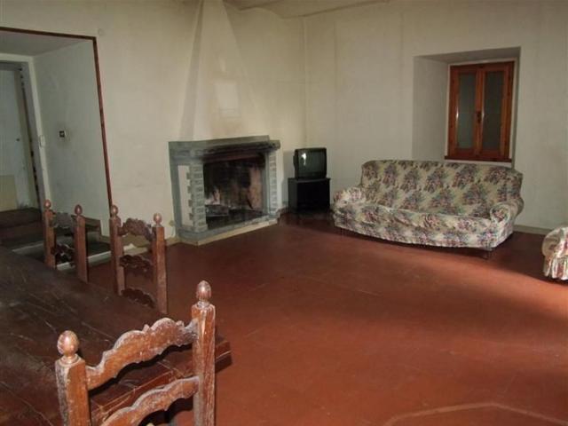 Casa in vendita a Unione di Comuni Valdarno e Valdisieve, Londa