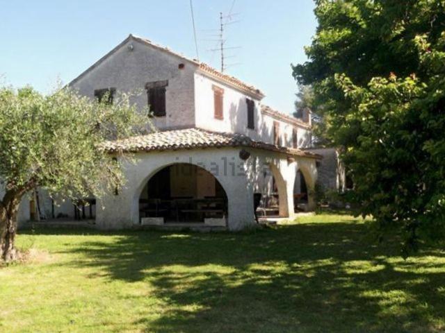 Casa in vendita a Sant'Andrea in Villis, Marche