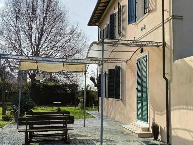 Casa in vendita a San Giuliano Terme, Toscana