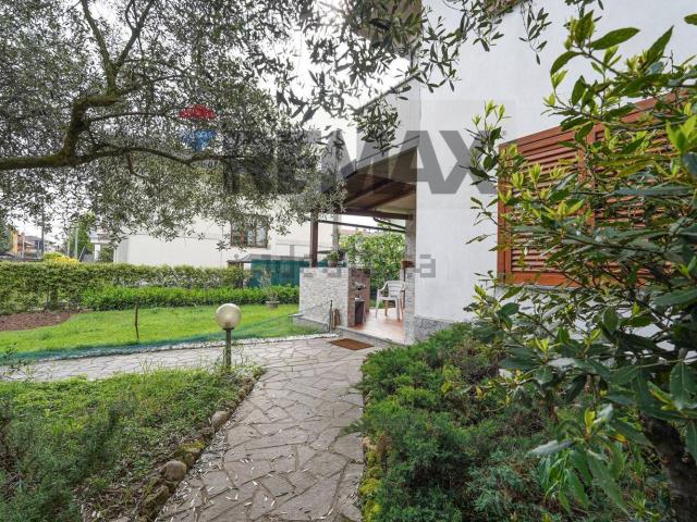 Casa in vendita a Zingonia, Verdellino
