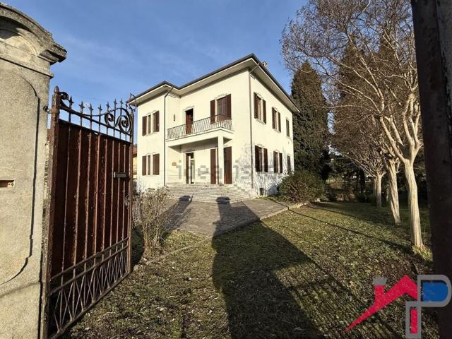 Casa in vendita a Monte Cucco, Villa D'adda