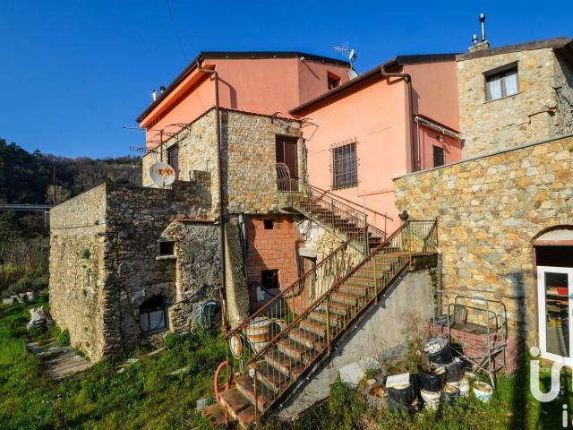 Casa in vendita a Vezzi Portio, Liguria