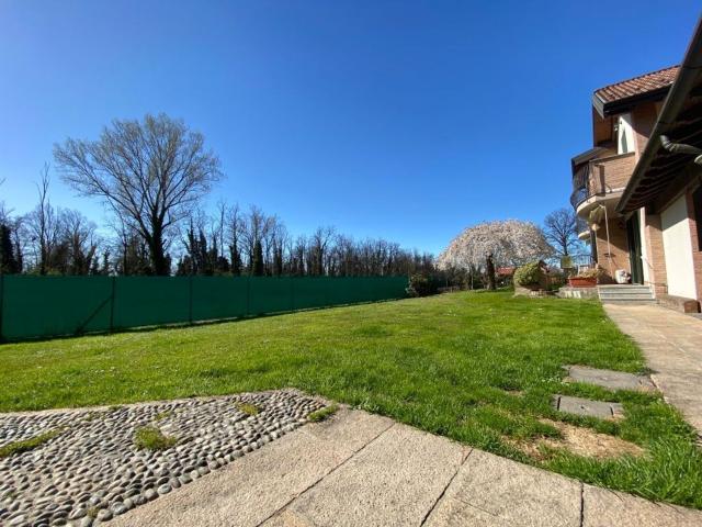 Casa in vendita a Muzzano, Zelo Buon Persico