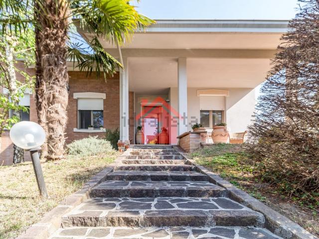 Casa in vendita a Unione delle Terre d'Argine, Carpi