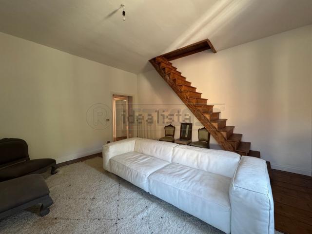 Casa in vendita a Privà, Bassano Del Grappa