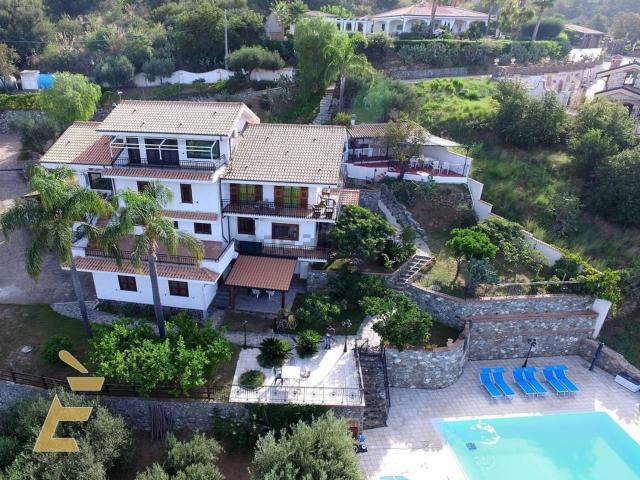 Casa in vendita a Calabria, Vibo Valentia