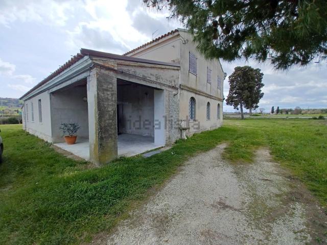 Casa in vendita a Marche, Macerata