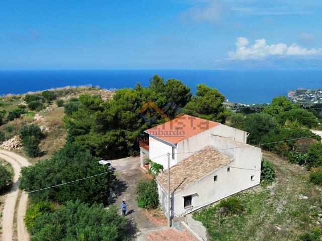 Casa in vendita a Castellammare Del Golfo, Sicilia