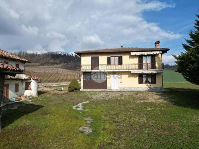 Casa in vendita a Novello, Cuneo