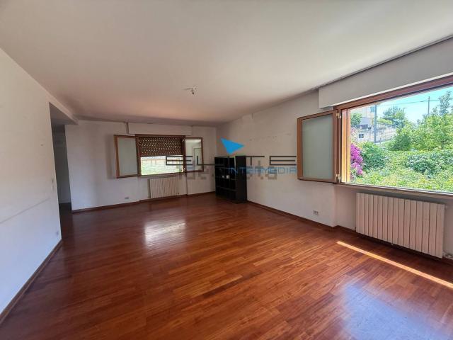 Casa in vendita a Pescara Colli, Pescara