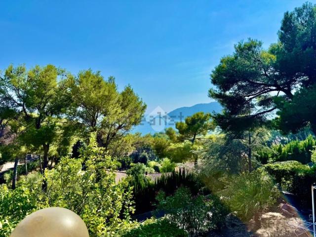 Casa in vendita a Andora, Liguria