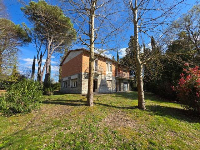 Casa in vendita a Siena, Toscana