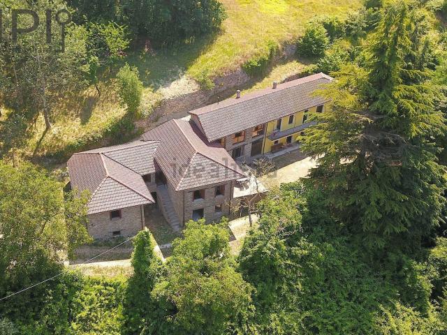 Casa in vendita a Piemonte, Asti