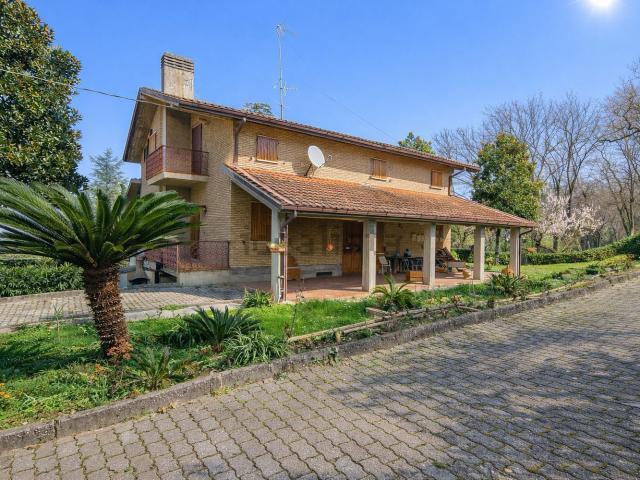 Casa in vendita a Marche, Pesaro E Urbino