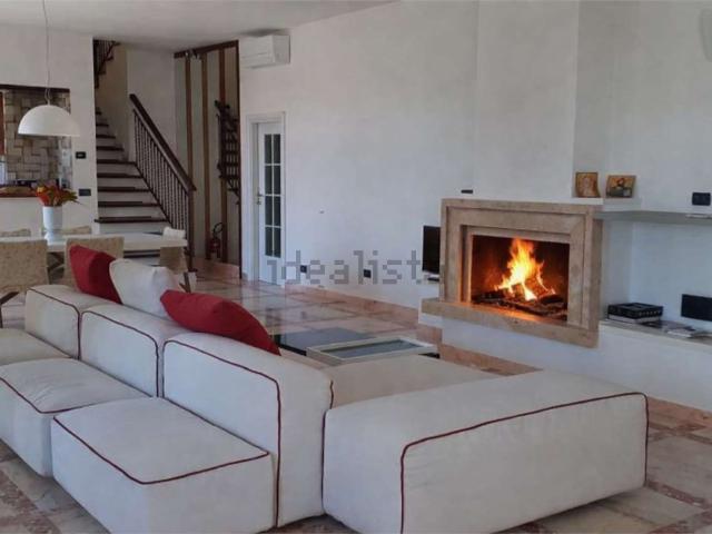 Casa in vendita a Poggio di Sanremo, San Remo