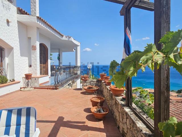 Casa in vendita a Calabria, Catanzaro